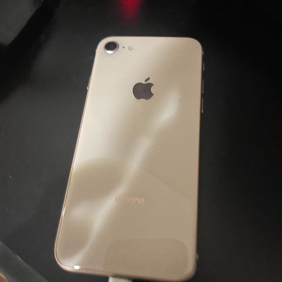 iPhone 8 Rose Gold